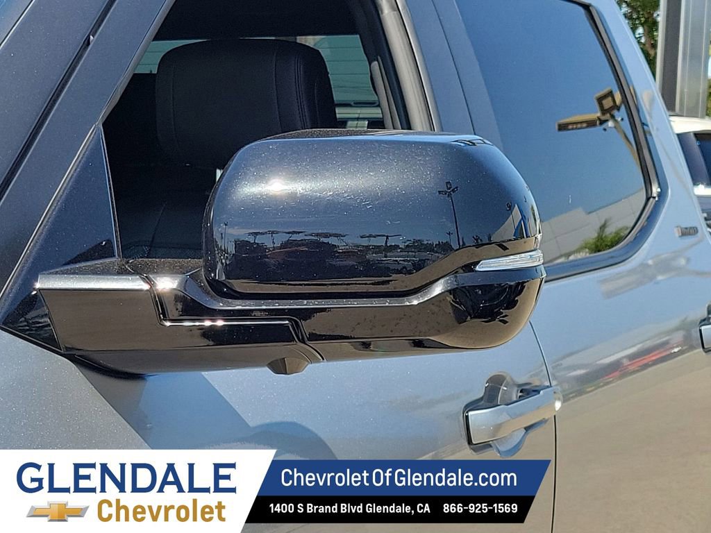 Used 2025 Toyota Tundra Limited AWD/4WD image 20