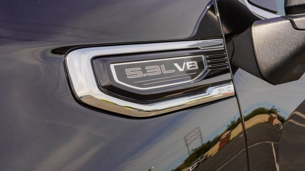 New 2026 GMC Sierra 1500 SLE w/ Max Trailering Package AWD/4WD image 8