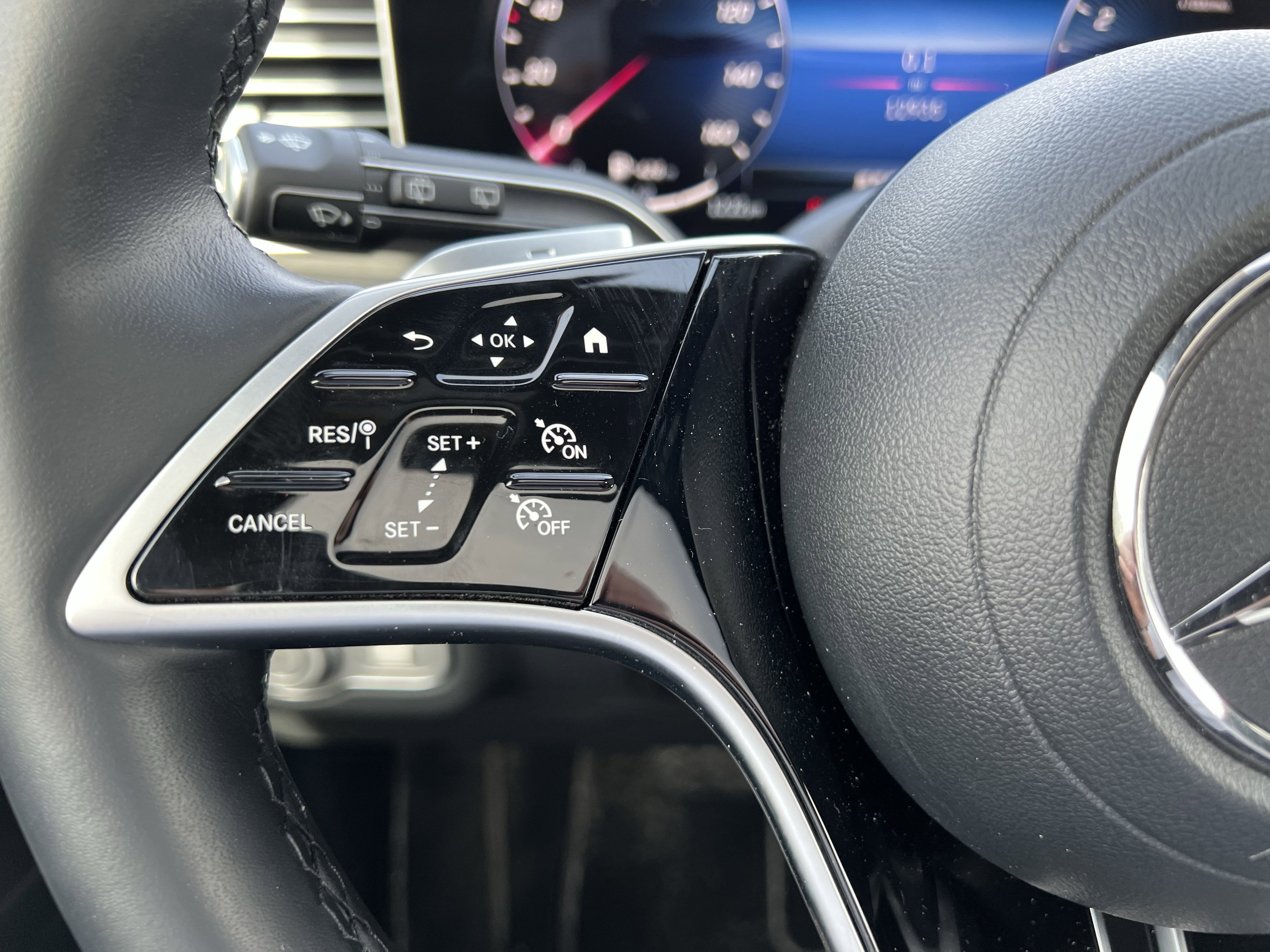 Certified 2025 Mercedes-Benz GLE 350 4MATIC image 19