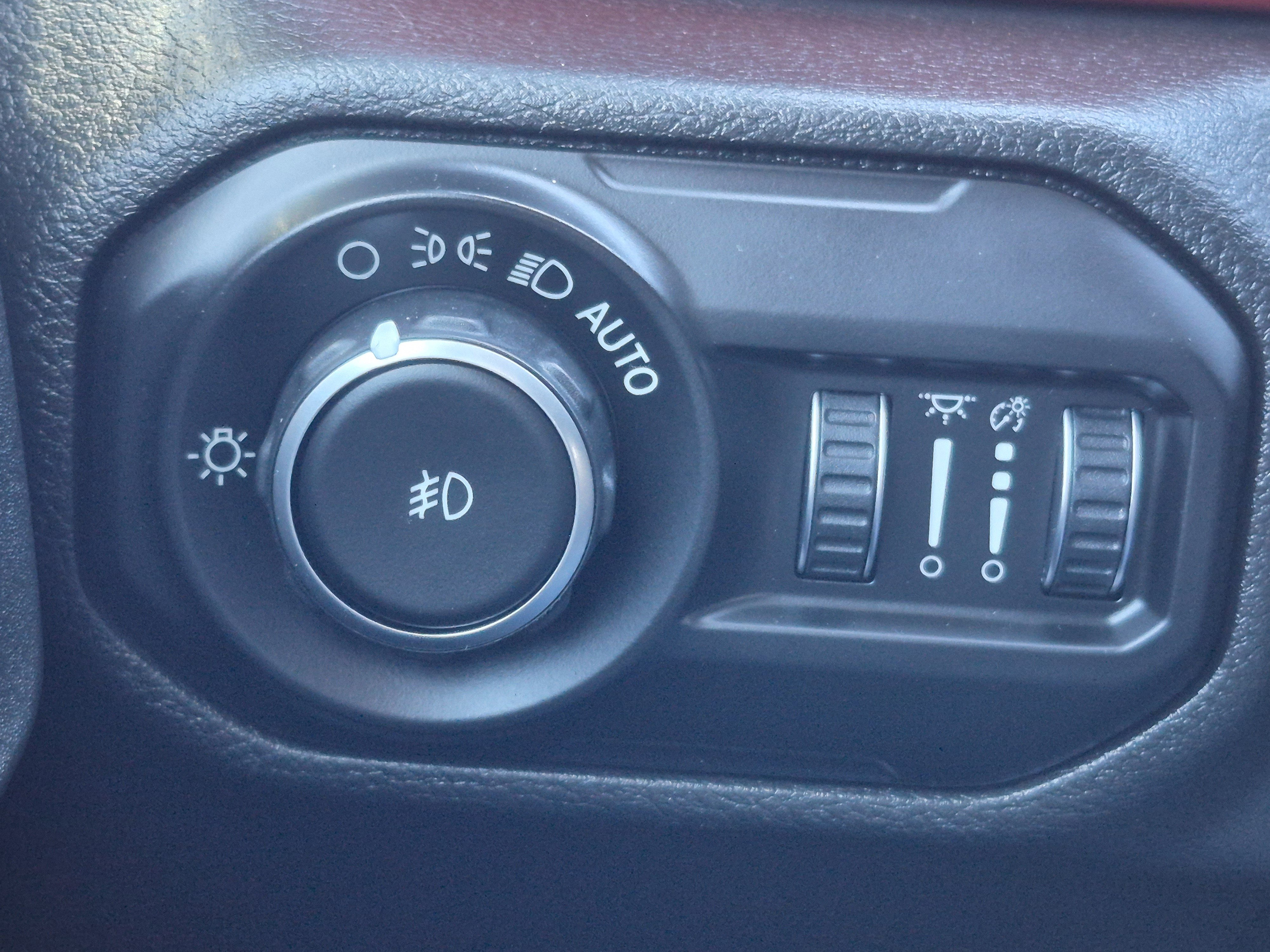 Used 2019 Jeep Wrangler Unlimited Rubicon image 38