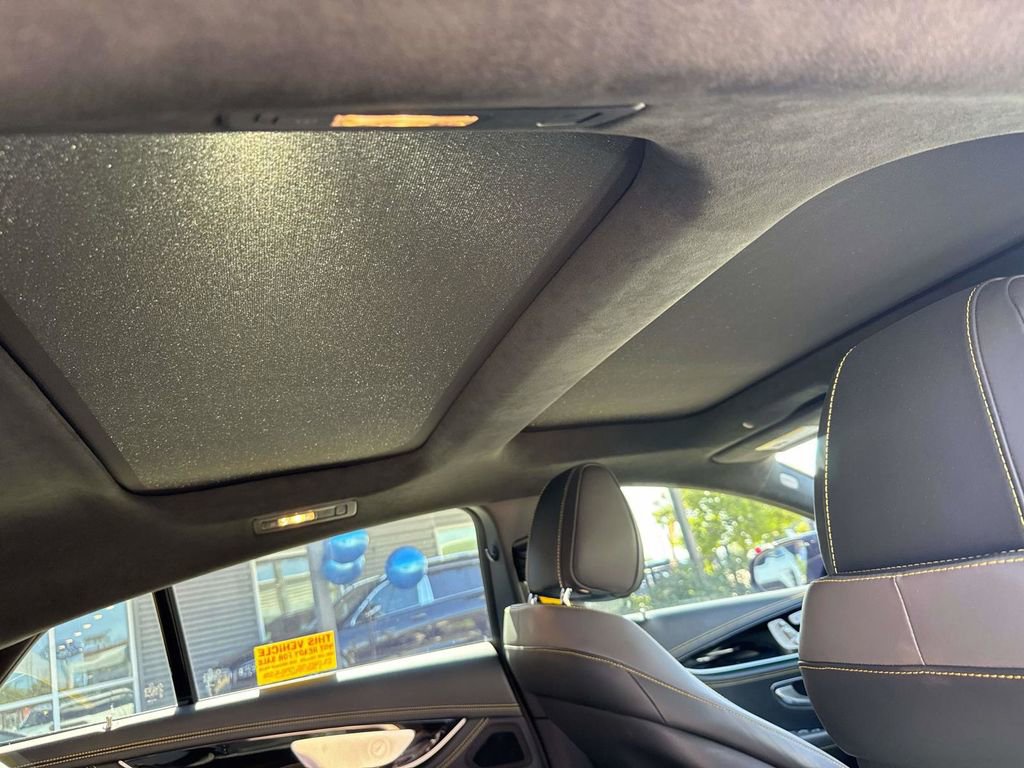 Used 2022 Mercedes-Benz AMG GT 43 image 11