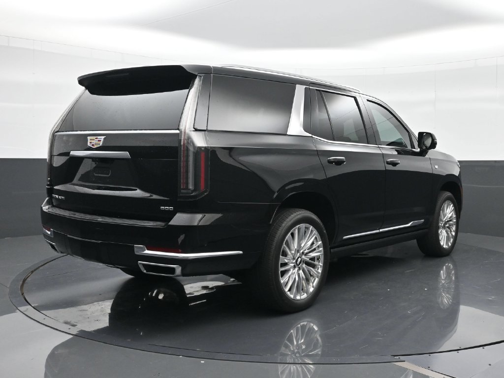 Used 2025 Cadillac Escalade Premium Luxury AWD/4WD image 5