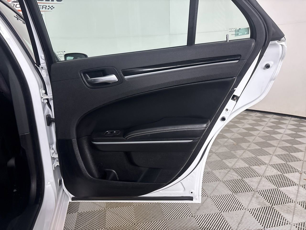 Used 2021 Chrysler 300 S image 22