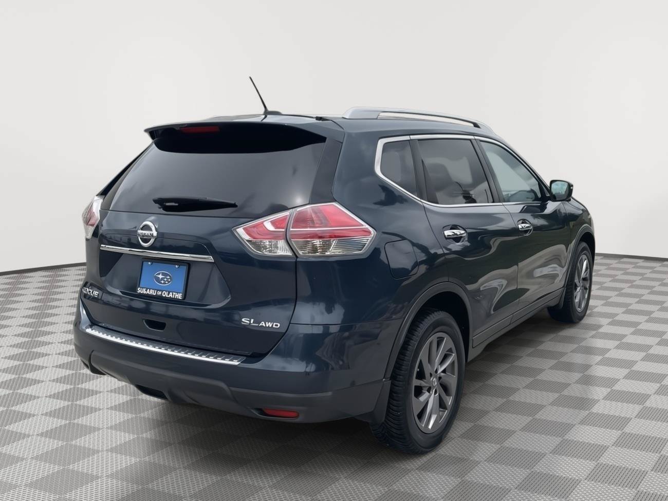Used 2016 Nissan Rogue SL w/ SL Premium Package AWD/4WD image 13