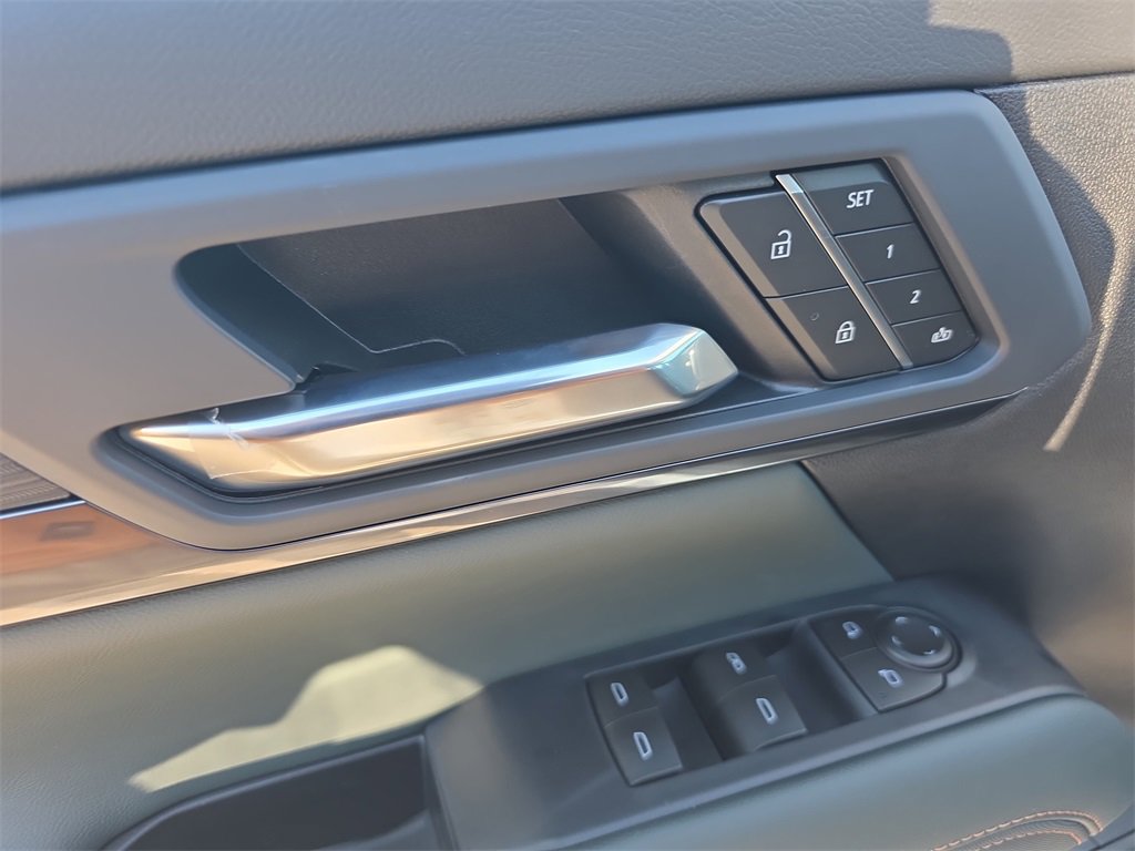 New 2026 GMC Terrain AT4 w/ Convenience Package III image 27