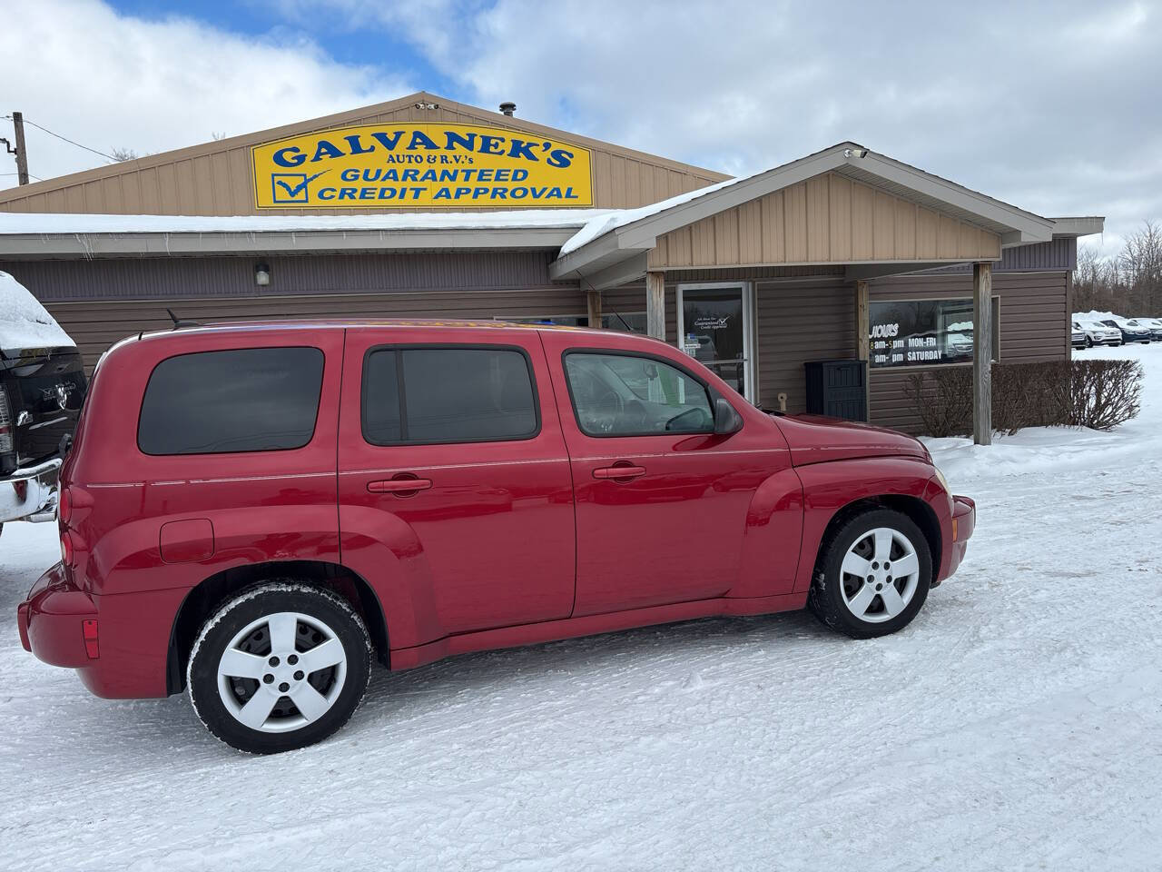 Used 2010 Chevrolet HHR LS image 4