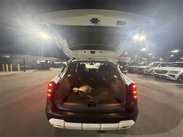 Certified 2025 Nissan Kicks SV image 22