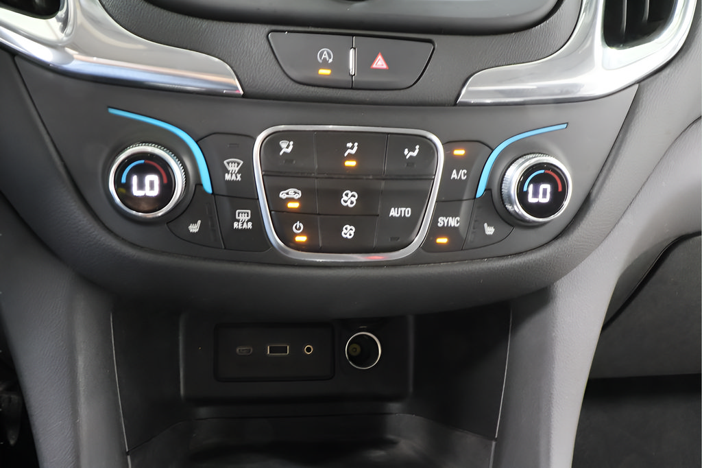 Used 2023 Chevrolet Equinox LT AWD/4WD image 11