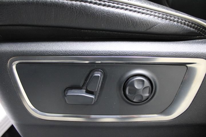 Used 2020 RAM 1500 Limited image 19