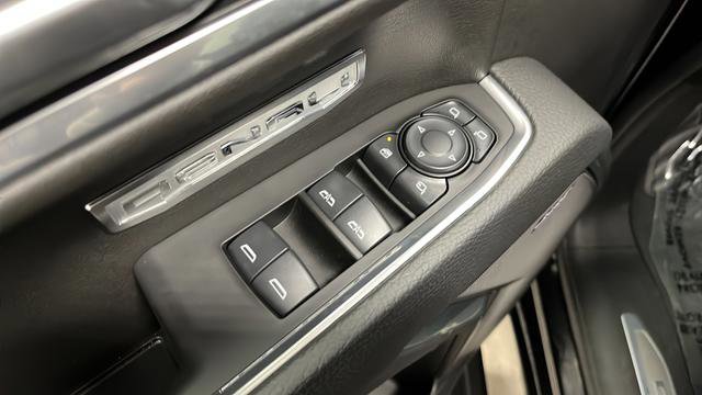 Used 2025 GMC Sierra 1500 Denali w/ Denali Reserve Package AWD/4WD image 21