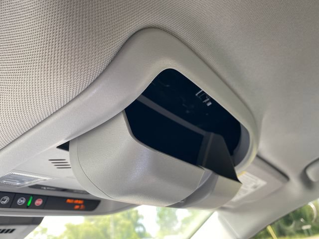 Used 2023 Chevrolet Equinox LT FWD image 34