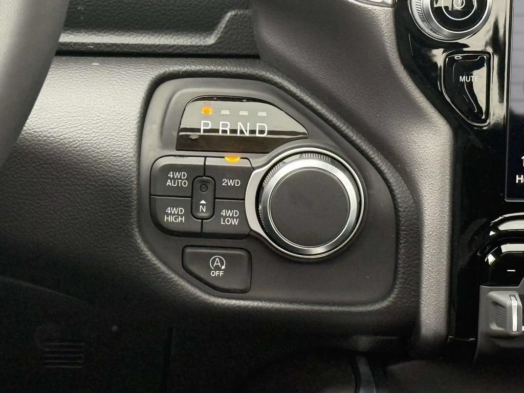 New 2026 RAM 1500 Big Horn AWD/4WD image 21