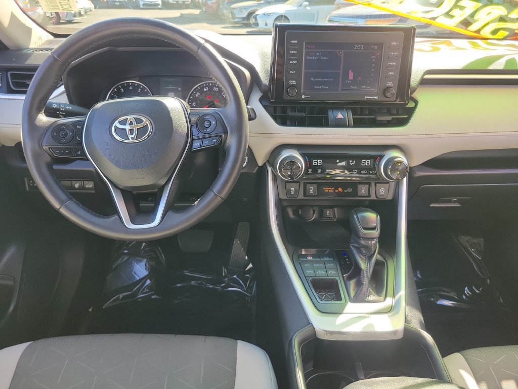 Used 2022 Toyota RAV4 XLE w/ Convenience Package AWD/4WD image 13