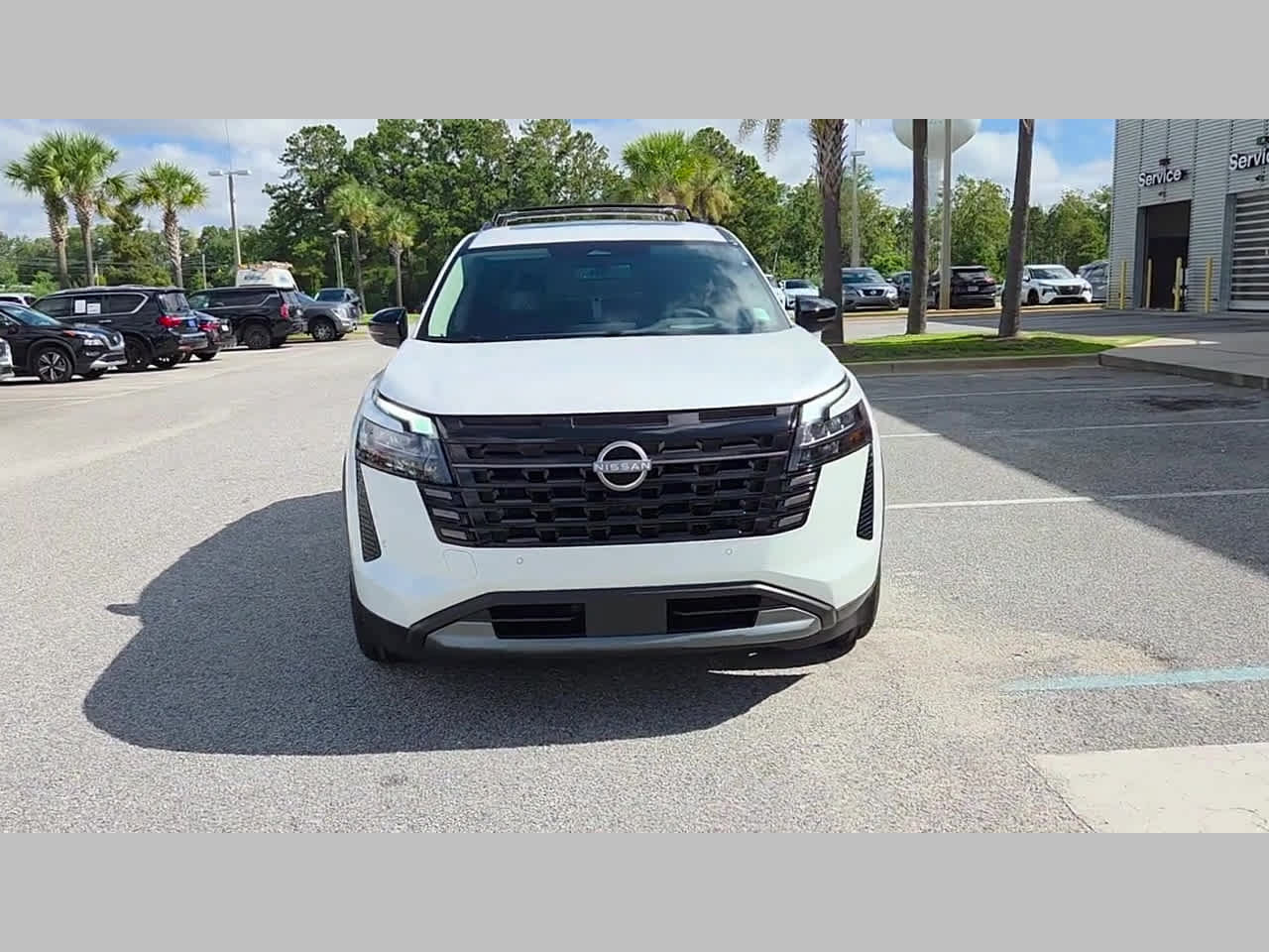 New 2026 Nissan Pathfinder Platinum FWD image 21