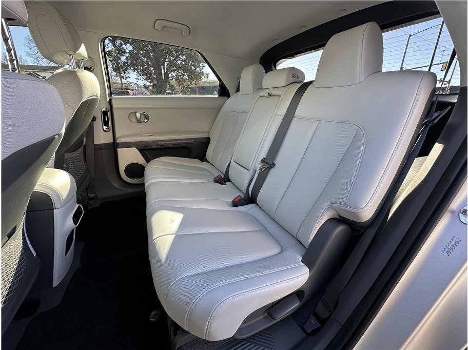 Used 2023 Hyundai Ioniq 5 SEL image 16