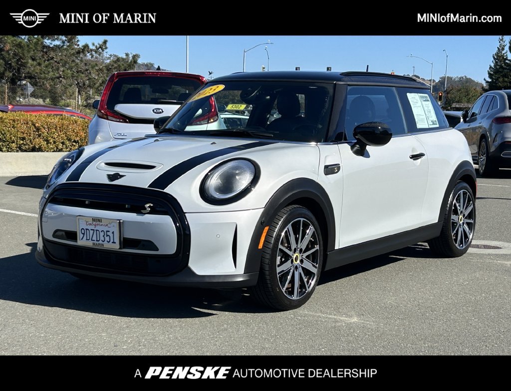 Used 2023 MINI Cooper SE FWD image 1