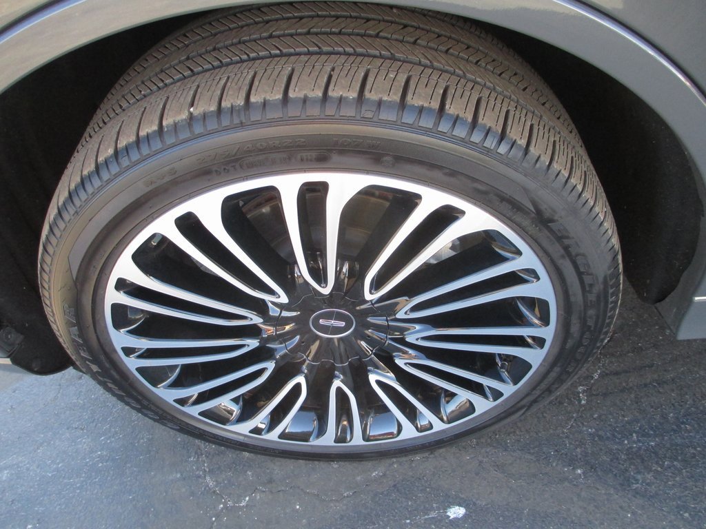 Used 2024 Lincoln Aviator Black Label w/ Dynamic Handling Package image 13