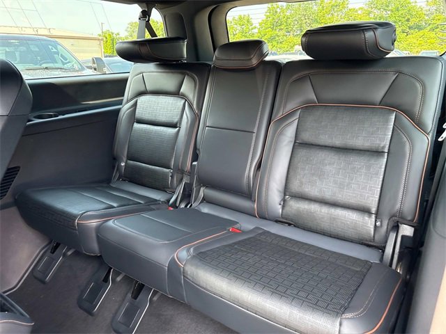 New 2025 Lincoln Navigator L Black Label image 19