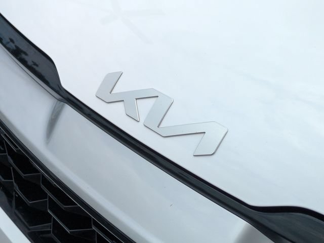 Certified 2024 Kia Sportage EX FWD image 10