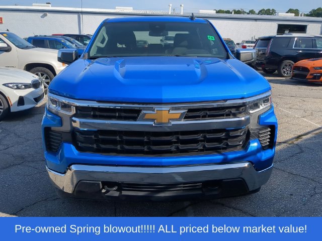 Used 2025 Chevrolet Silverado 1500 LT AWD/4WD image 6