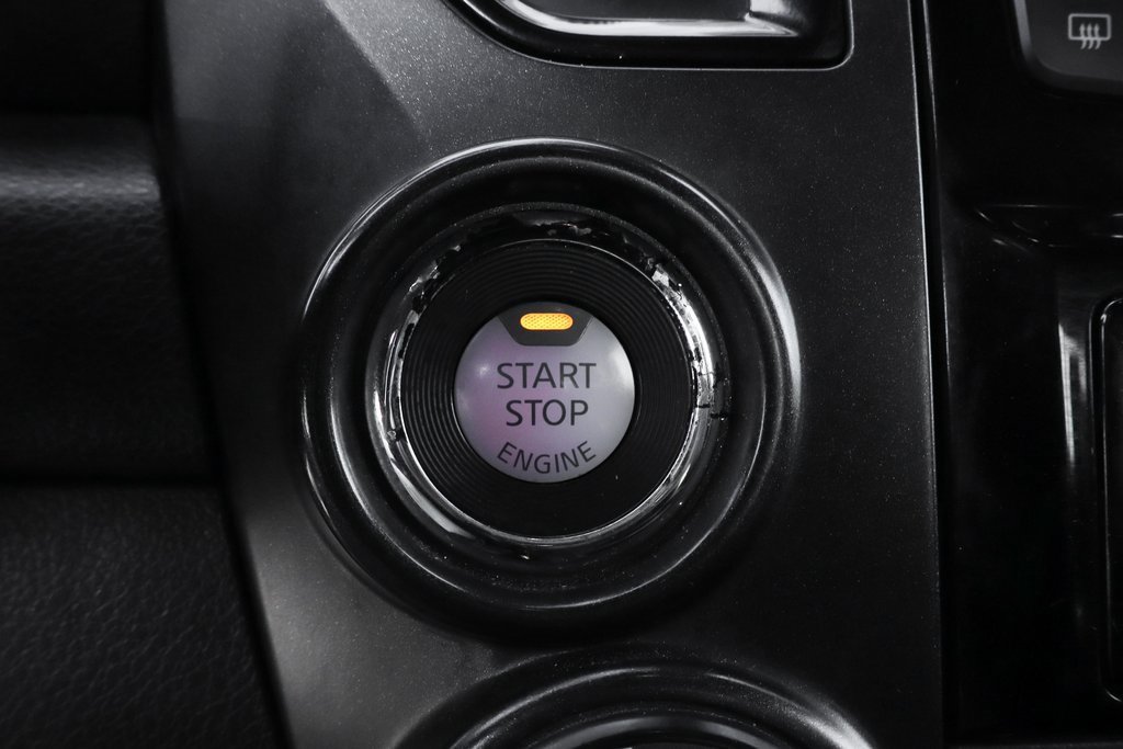 Used 2021 Nissan Titan PRO-4X w/ Pro-4x Convenience Package image 39