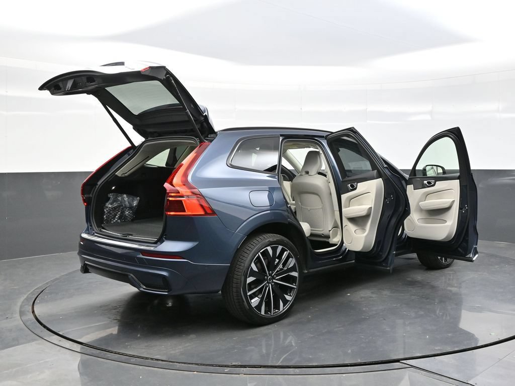 New 2026 Volvo XC60 T8 Ultra w/ Protection Package Premier AWD/4WD image 60