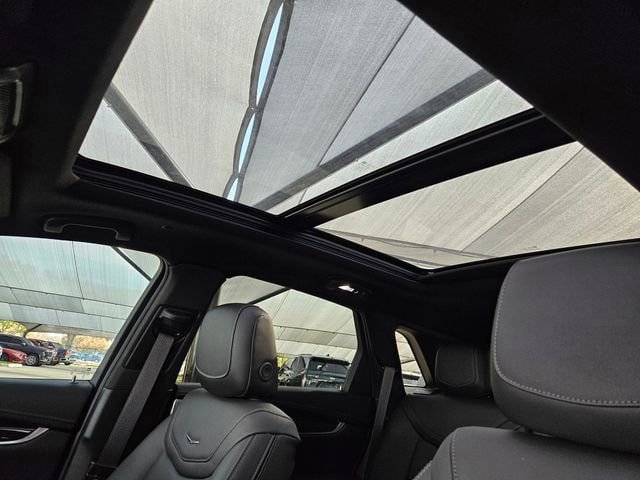 New 2025 Cadillac XT5 Premium Luxury w/ Technology Package image 9