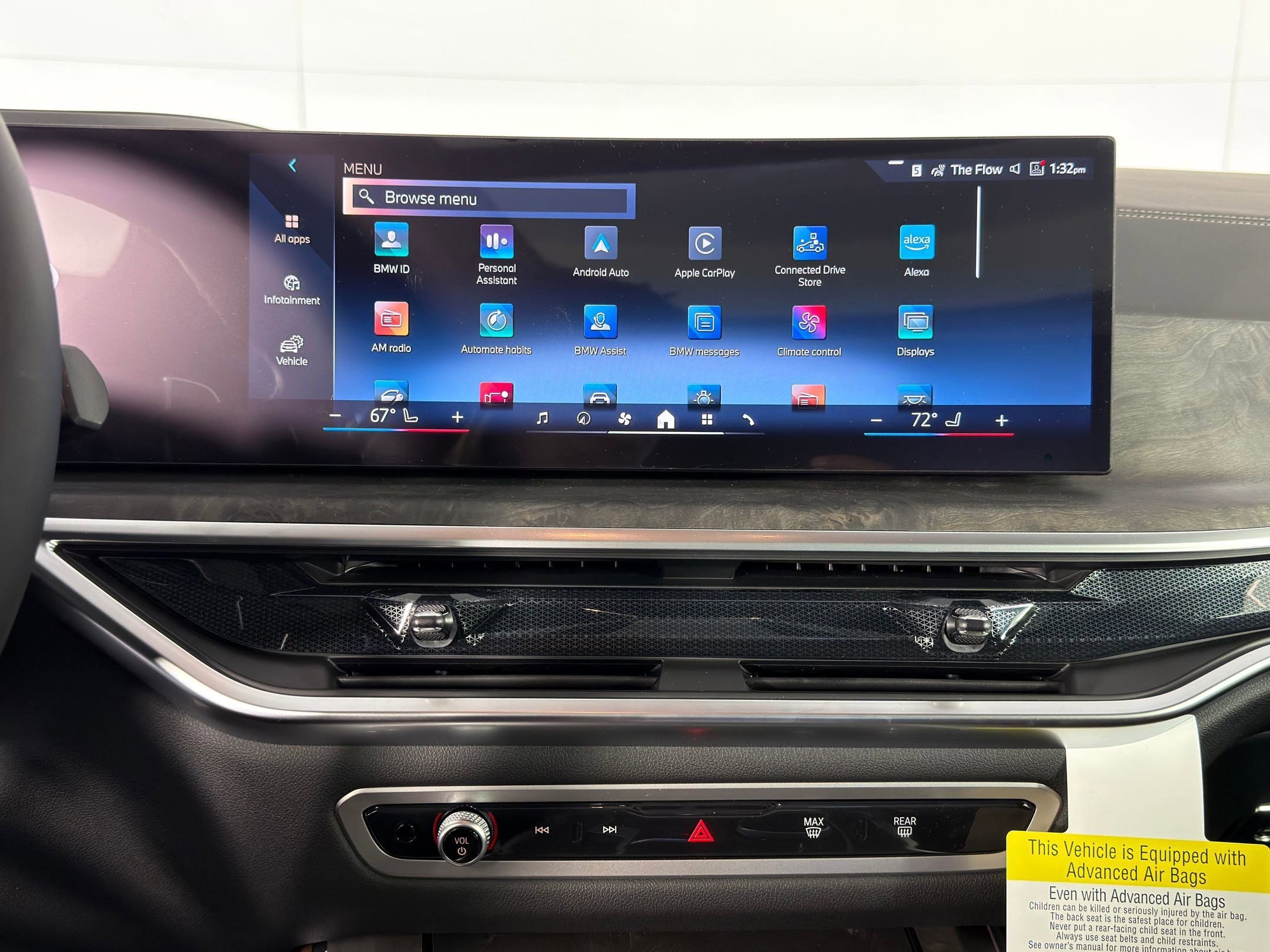 Used 2026 BMW X5 sDrive40i w/ Premium Package RWD image 15