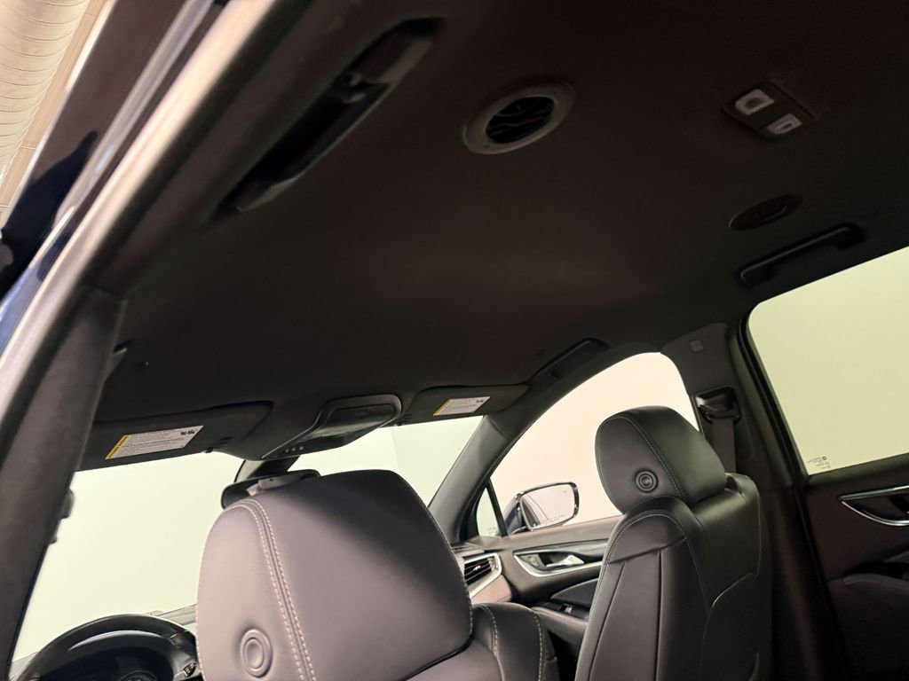 Used 2023 Buick Enclave Essence AWD/4WD image 52