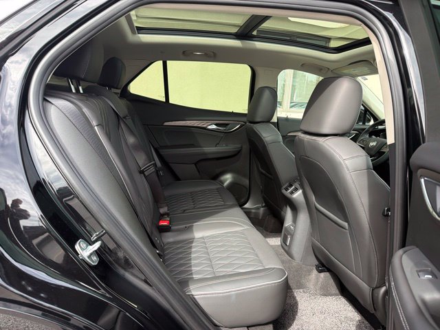 Used 2023 Buick Envision Avenir AWD/4WD image 17