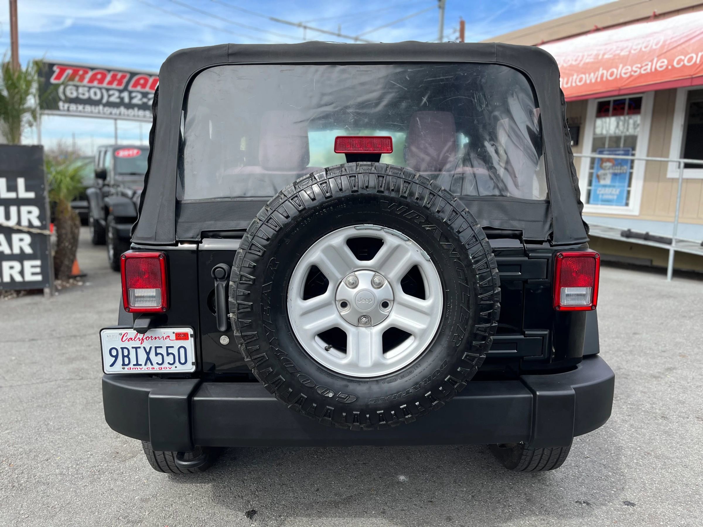 Used 2015 Jeep Wrangler Sport image 6