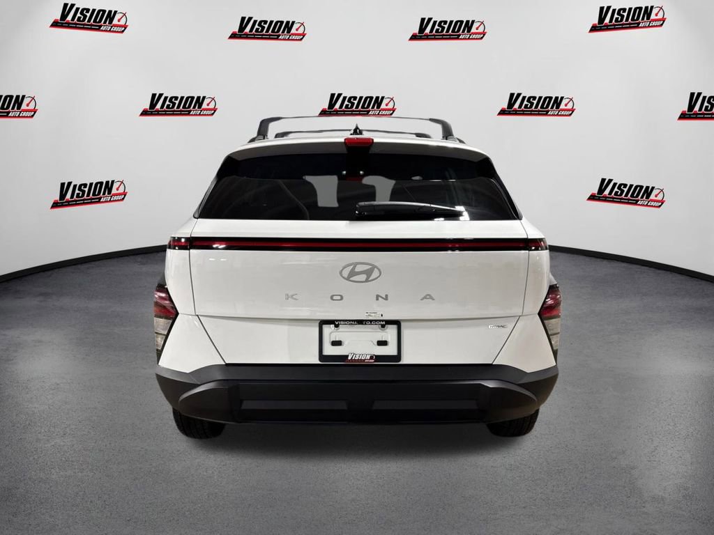 Used 2024 Hyundai Kona SEL w/ Convenience Package image 6