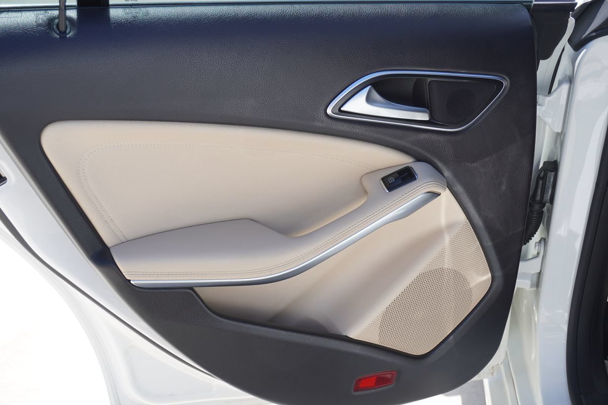 Used 2018 Mercedes-Benz CLA 250 image 15