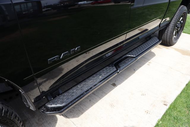 Used 2024 RAM 2500 Big Horn w/ Night Edition AWD/4WD image 35