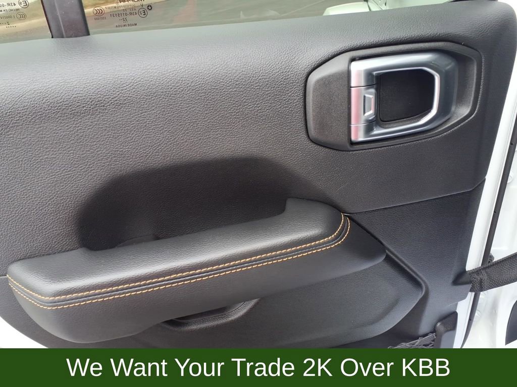 Used 2023 Jeep Wrangler Altitude image 15