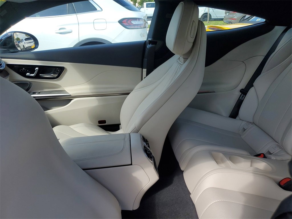 Used 2025 Mercedes-Benz CLE 300 4MATIC Coupe image 13