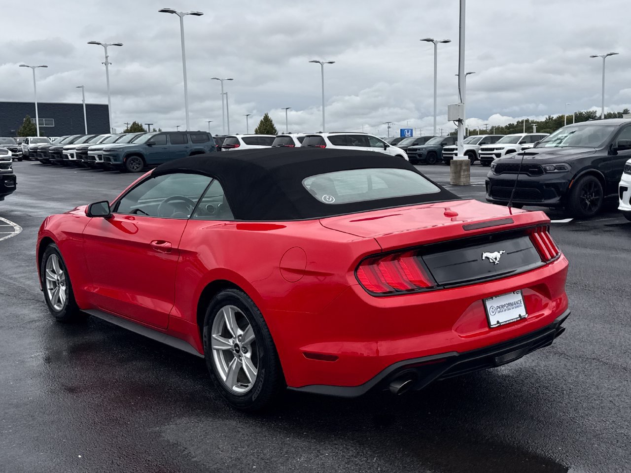 Used 2022 Ford Mustang Convertible RWD image 5