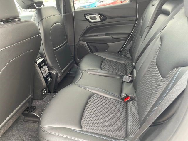 New 2026 Jeep Compass Latitude AWD/4WD image 11