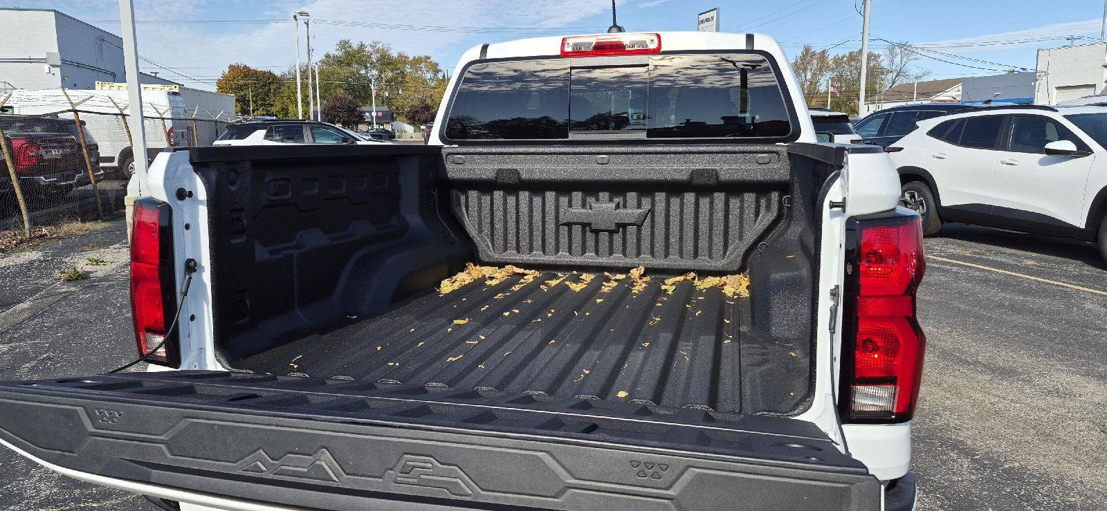 New 2026 Chevrolet Colorado LT w/ LT Convenience Package AWD/4WD image 7