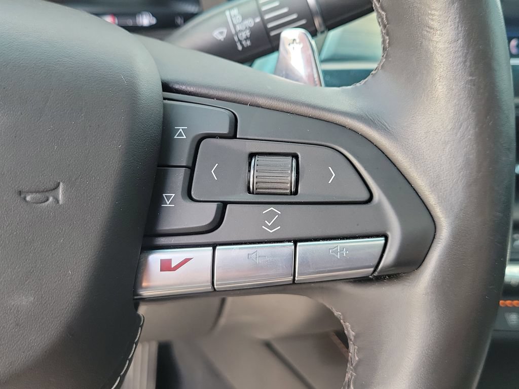 Used 2025 Cadillac CT4 V w/ Technology Package AWD/4WD image 28