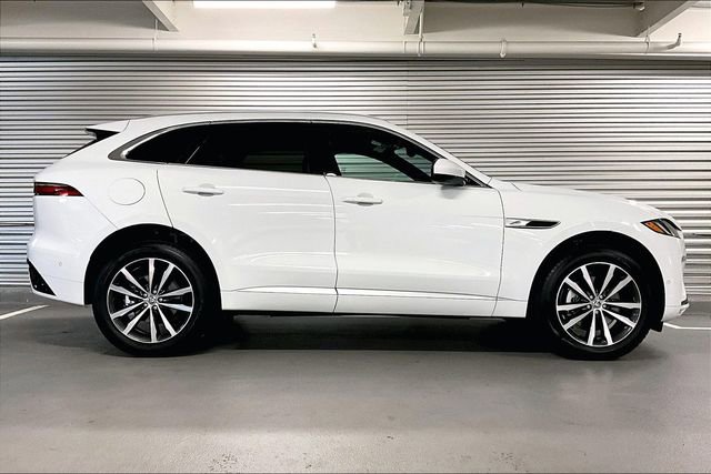 Certified 2025 Jaguar F-PACE R-Dynamic S image 14