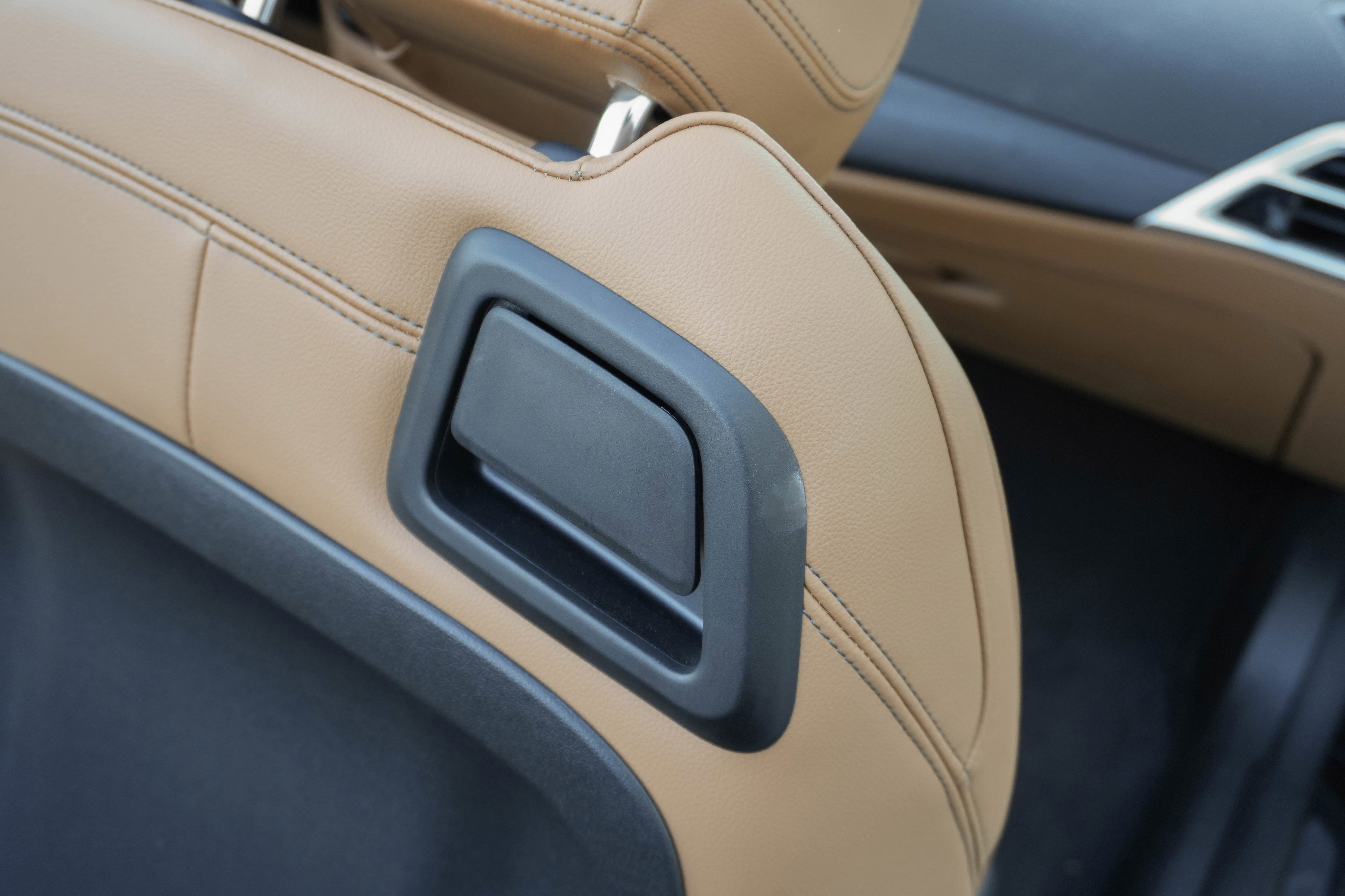 Certified 2025 BMW 430i Convertible w/ Premium Package image 36