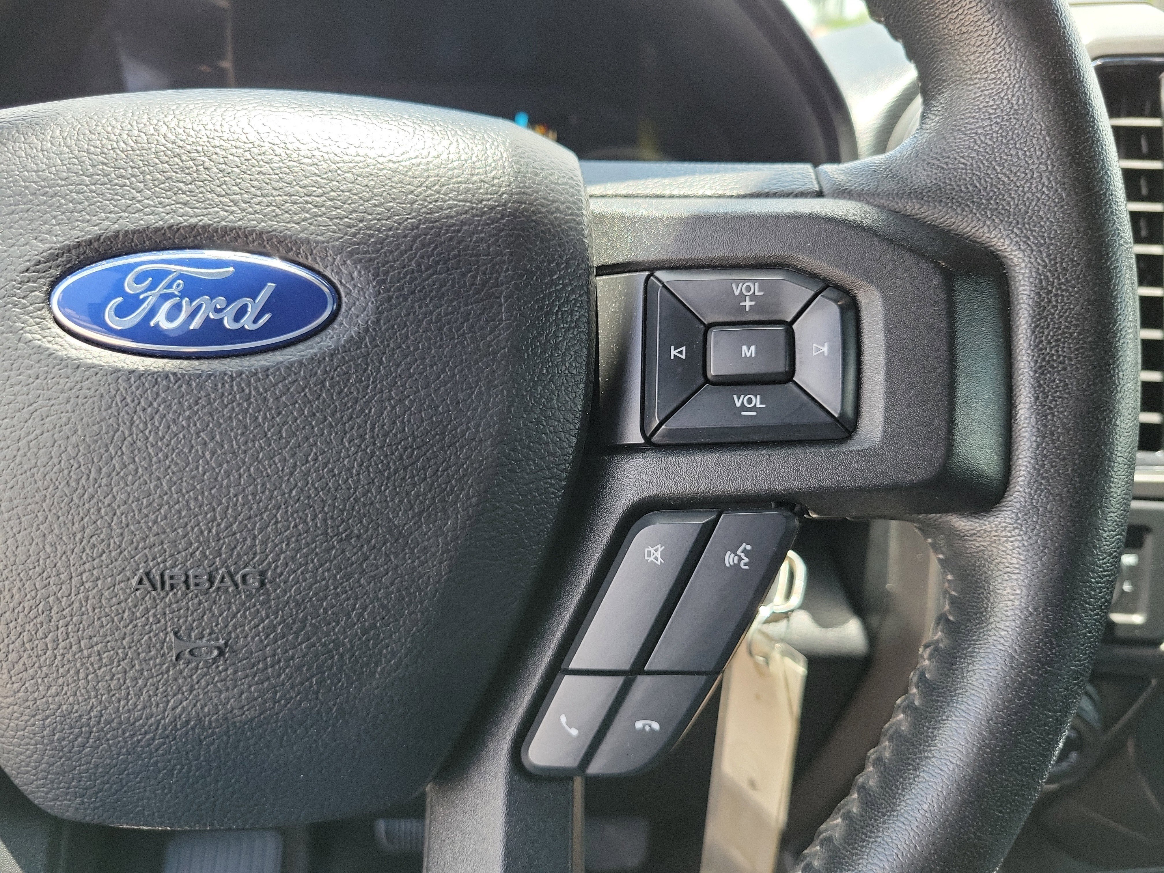 Used 2018 Ford F150 XLT w/ Equipment Group 302A Luxury AWD/4WD image 21