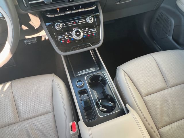 Used 2022 Lincoln Corsair AWD w/ Premium Package image 30