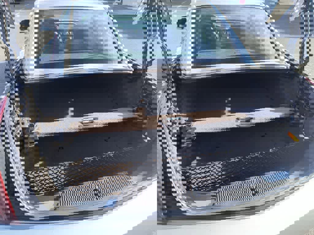 Used 2006 Cadillac XLR V image 20