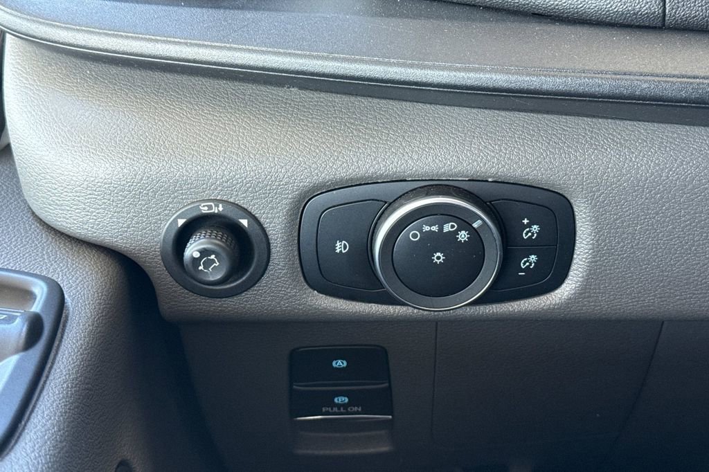 Used 2023 Ford Transit 350 XLT image 37