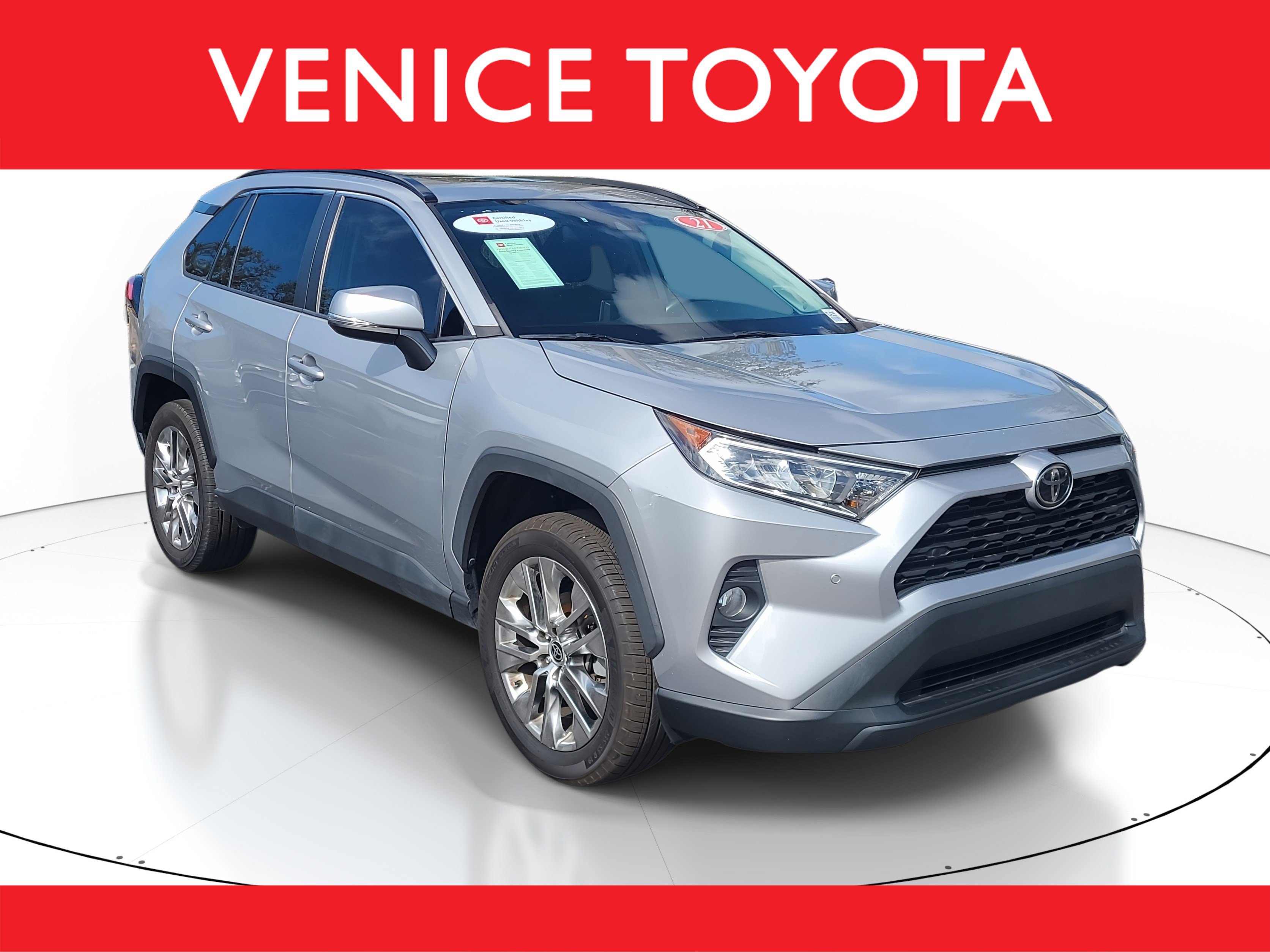 Used 2021 Toyota RAV4 XLE Premium image 1