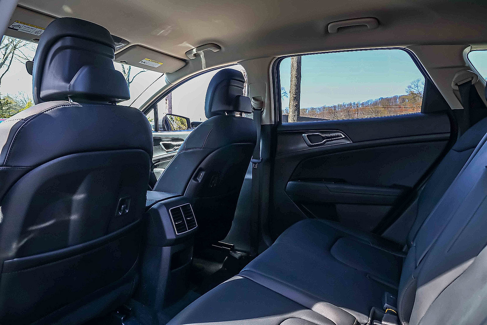 Certified 2024 Kia Sportage EX image 22