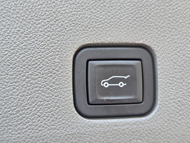 Used 2024 Cadillac XT6 Premium Luxury AWD/4WD image 35