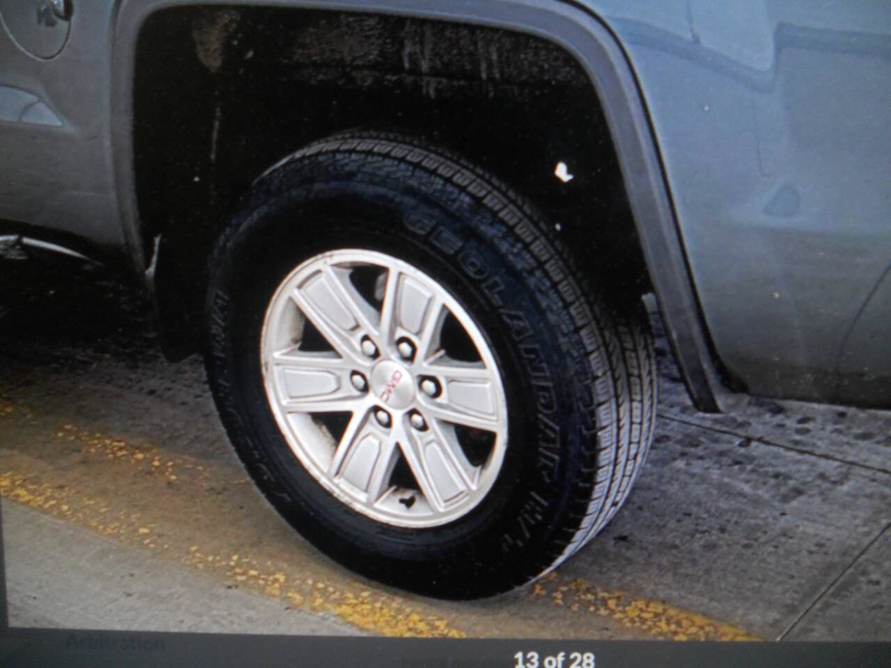 Used 2014 GMC Sierra 1500 SLE w/ SLE Value Package AWD/4WD image 13